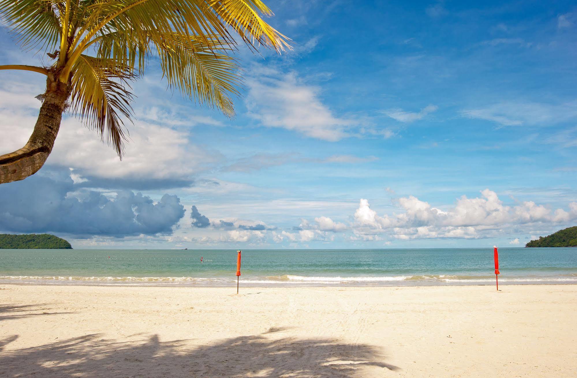 Best Star Resort Pantai Cenang  Exterior photo